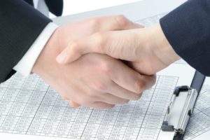 1次面接で年収の話題を切り出す40代転職者は確実に失敗する
