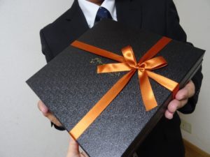 現役の総務職が厳選!40代で転職する男性に贈るプレゼント3アイテム