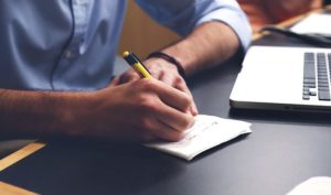 40代が取るべき資格3つはこれ!経験と知識を示して有利に転職しよう