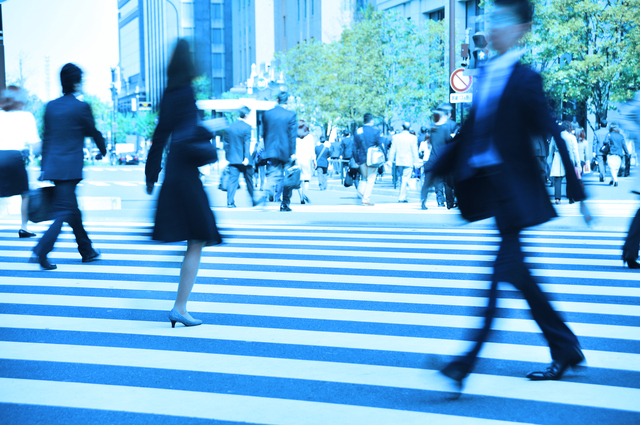サラリーマンも自分で生きる時代!大手企業が次々と人員整理をする理由
